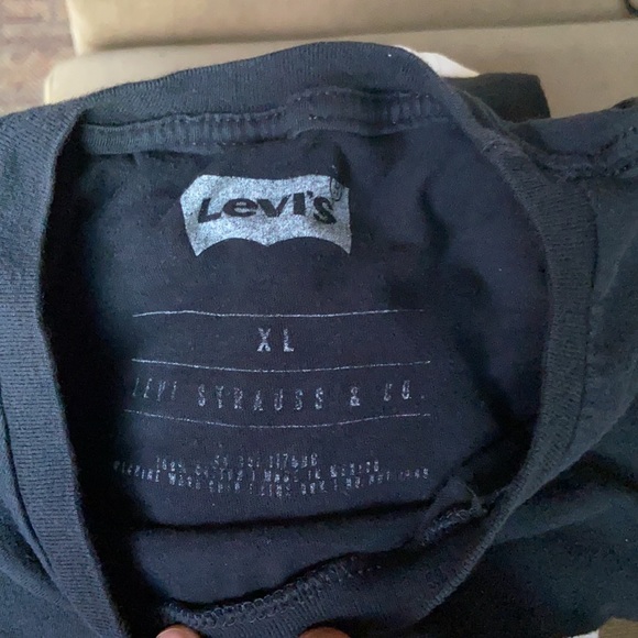 Levis’s Black Tee | Used, Good Condition - Picture 3 of 3